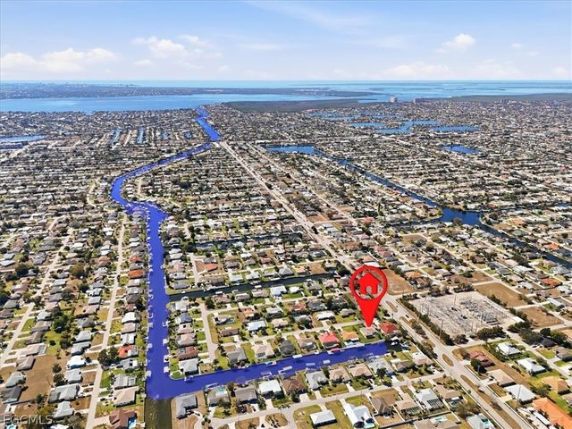 105 SE 40th TER, Cape Coral, FL 33904