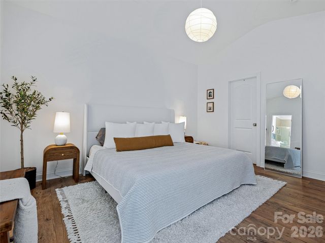 56 Walnut Springs Drive, Asheville, NC 28804