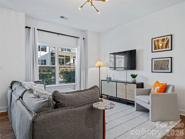 56 Walnut Springs Drive, Asheville, NC 28804