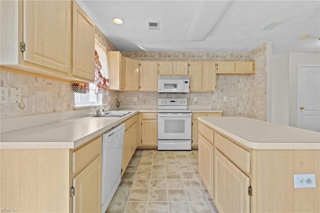 4301 Napa CT # 13, Virginia Beach, VA 23456