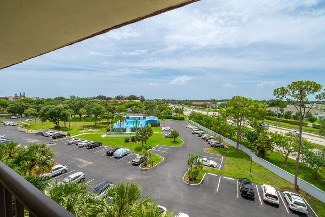 3959 Via Poinciana Drive 602, Lake Worth, FL 33467