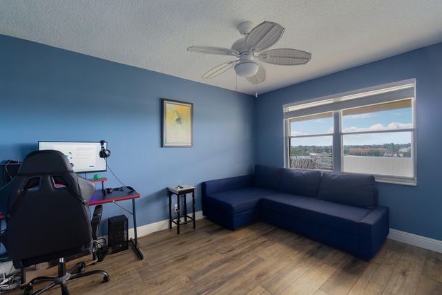 3959 Via Poinciana Drive 602, Lake Worth, FL 33467
