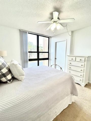 21405 OLEAN BOULEVARD 224, Port Charlotte, FL 33952