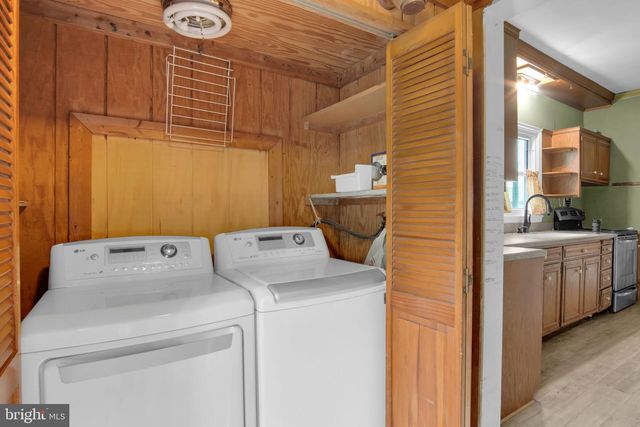 21 H ST, Carlisle, PA 17013