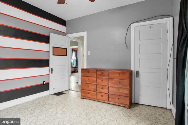 21 H ST, Carlisle, PA 17013