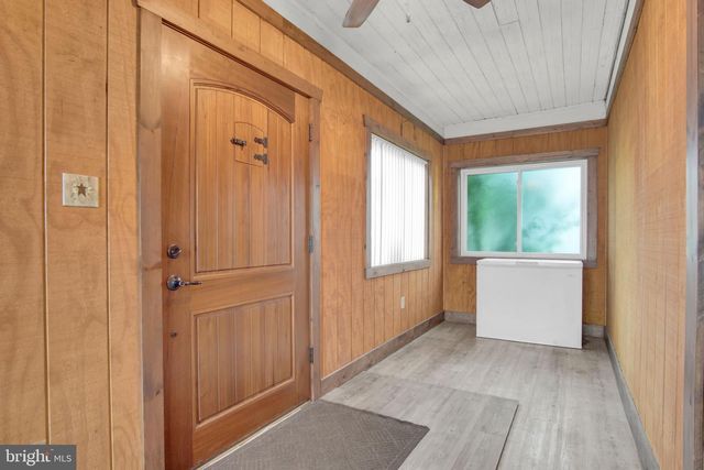 21 H ST, Carlisle, PA 17013
