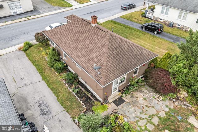 21 H ST, Carlisle, PA 17013