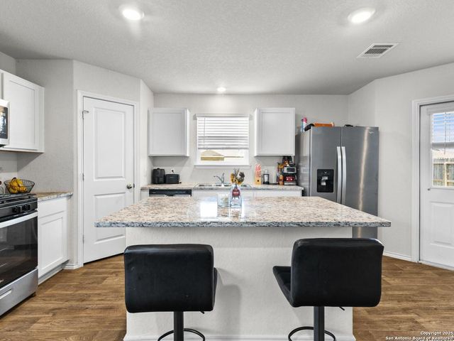6840 Capriccio Spirit, San Antonio, TX 78252