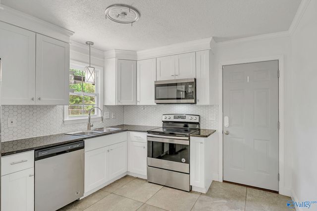 4005 Apollo Drive SW, Huntsville, AL 35805