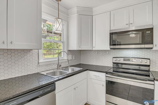 4005 Apollo Drive SW, Huntsville, AL 35805