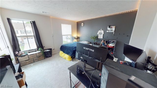 1528 Spruce Hill Drive, Stow, OH 44224