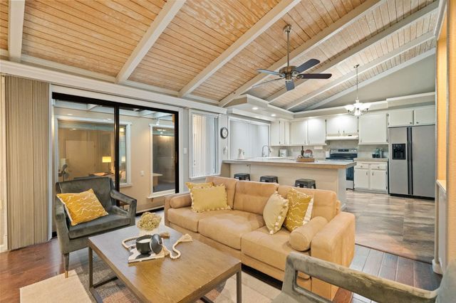 7201 Canelo Hills Dr, Citrus Heights, CA 95610