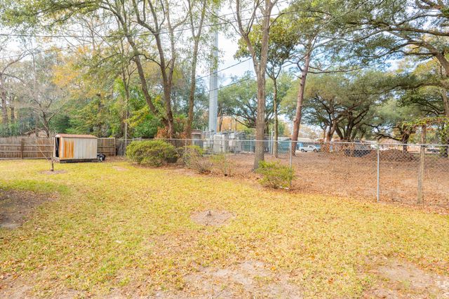 1620 Mole Lane, North Charleston, SC 29406