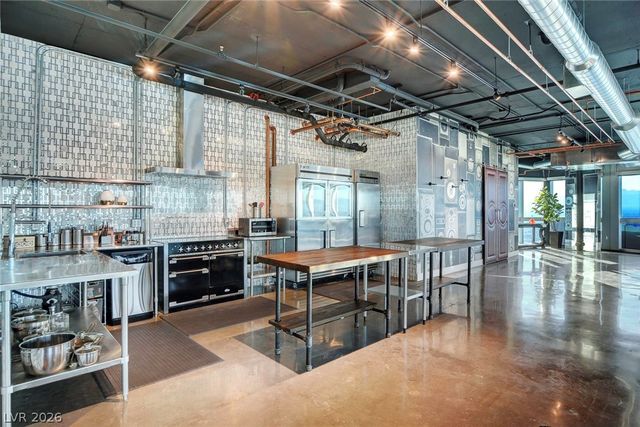 4471 DEAN MARTIN Drive 4300, Las Vegas, NV 89103