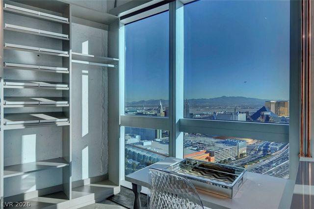 4471 DEAN MARTIN Drive 4300, Las Vegas, NV 89103