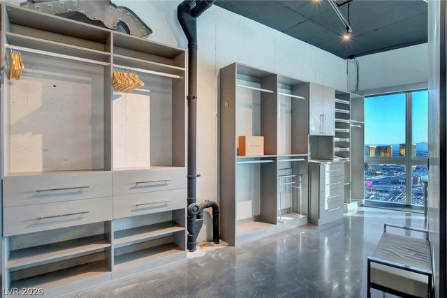 4471 DEAN MARTIN Drive 4300, Las Vegas, NV 89103