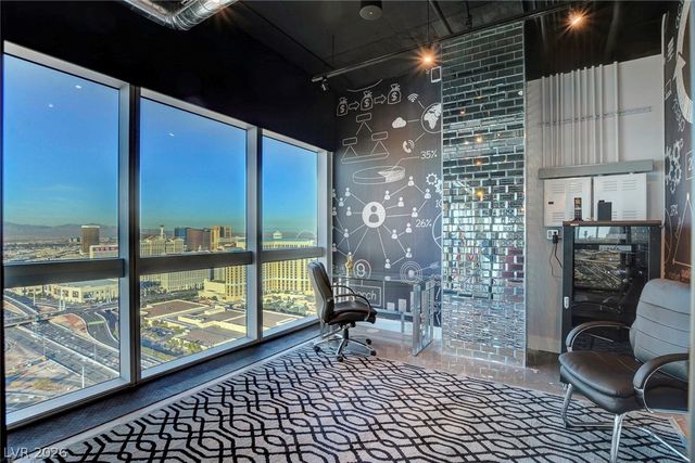 4471 DEAN MARTIN Drive 4300, Las Vegas, NV 89103