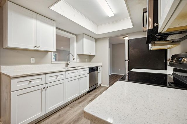 353 E ORANGE STREET, Altamonte Springs, FL 32701