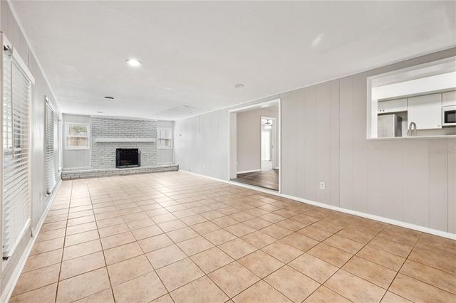 353 E ORANGE STREET, Altamonte Springs, FL 32701