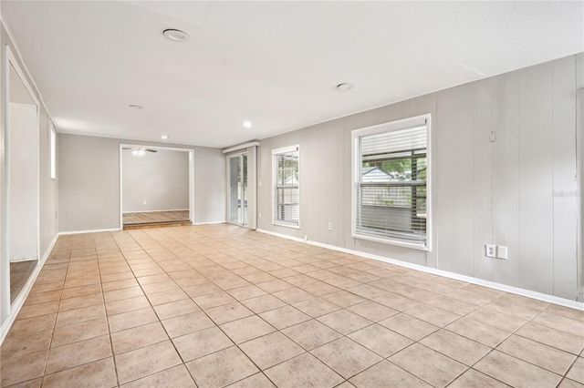 353 E ORANGE STREET, Altamonte Springs, FL 32701