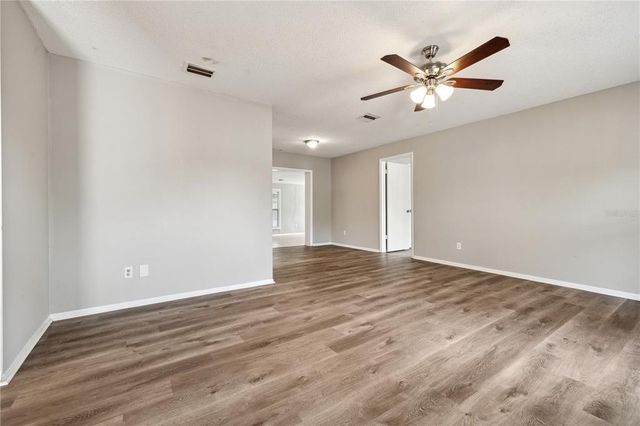353 E ORANGE STREET, Altamonte Springs, FL 32701