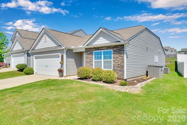2006 Greenbrook Trail, Dallas, NC 28034