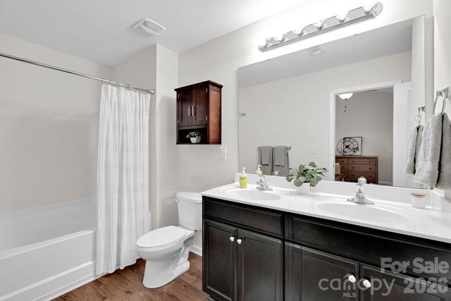 2006 Greenbrook Trail, Dallas, NC 28034
