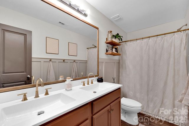 2006 Greenbrook Trail, Dallas, NC 28034