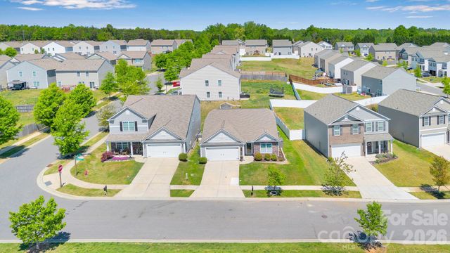 2006 Greenbrook Trail, Dallas, NC 28034