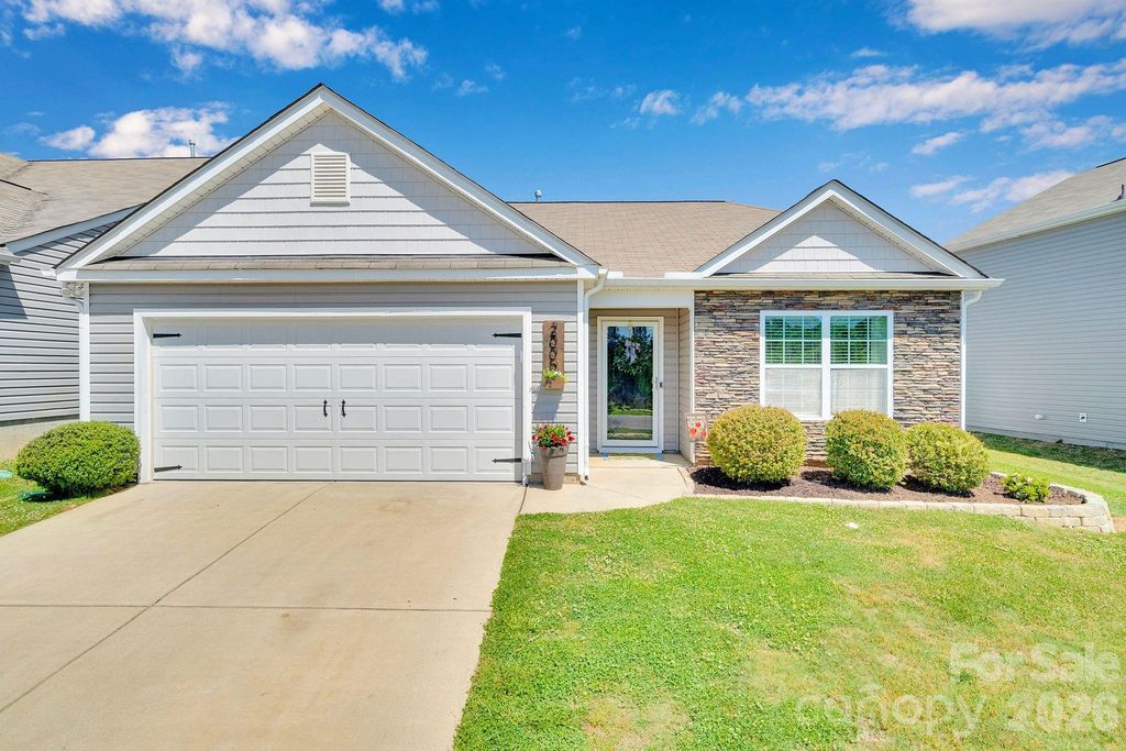 2006 Greenbrook Trail, Dallas, NC 28034