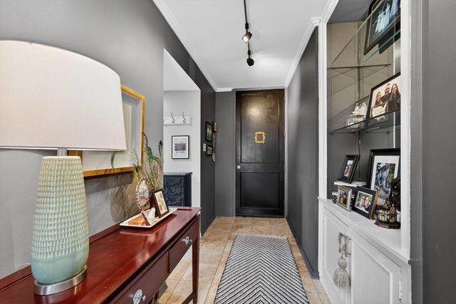 1337 21 Avenue 3D, Rock Island, IL 61201