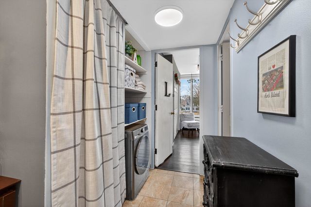 1337 21 Avenue 3D, Rock Island, IL 61201