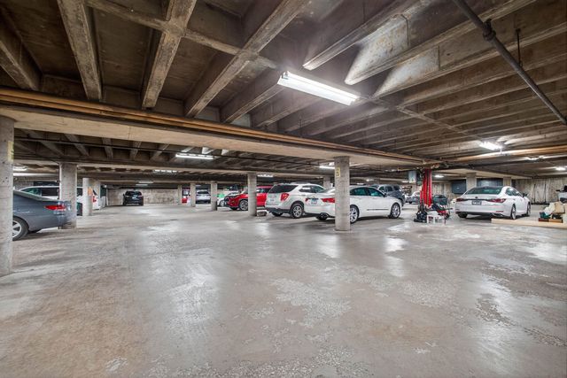 1337 21 Avenue 3D, Rock Island, IL 61201