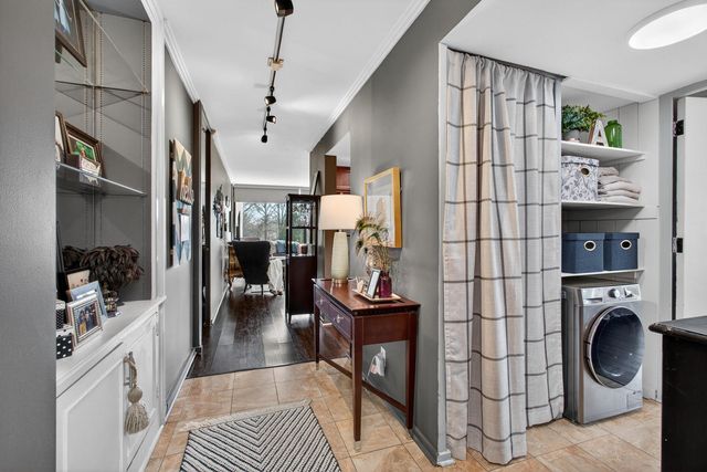 1337 21 Avenue 3D, Rock Island, IL 61201