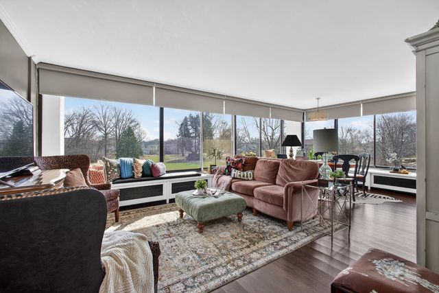 1337 21 Avenue 3D, Rock Island, IL 61201