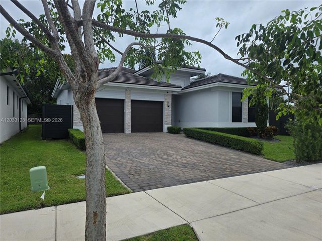 19410 SW 124th Court, Miami, FL 33177
