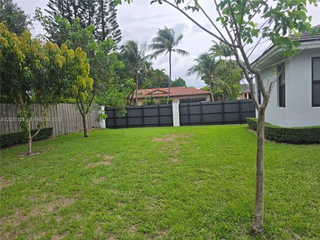 19410 SW 124th Court, Miami, FL 33177