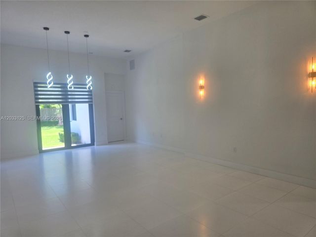 19410 SW 124th Court, Miami, FL 33177