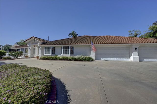 18932 Via Sereno, Yorba Linda, CA 92886