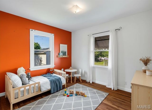 9108 Fayette Avenue, St Louis, MO 63123