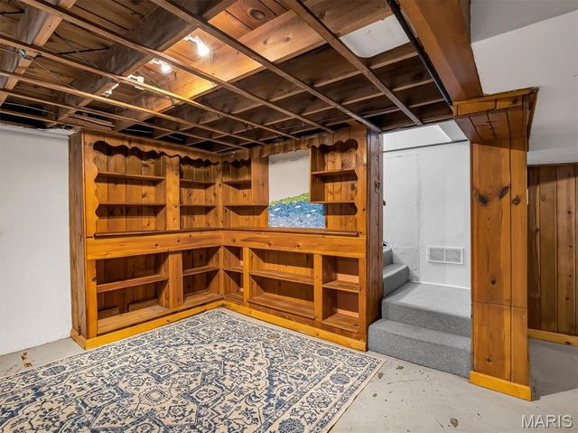 9108 Fayette Avenue, St Louis, MO 63123