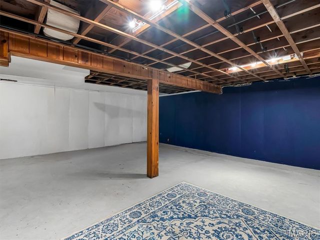 9108 Fayette Avenue, St Louis, MO 63123