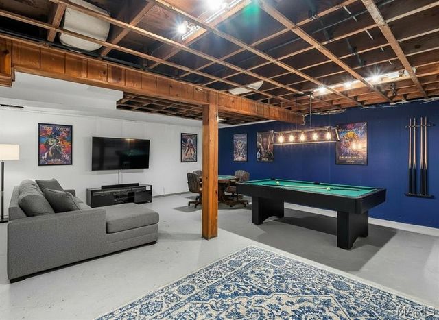 9108 Fayette Avenue, St Louis, MO 63123