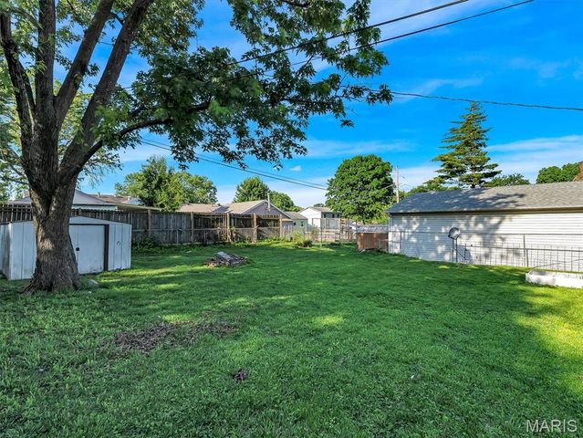 9108 Fayette Avenue, St Louis, MO 63123