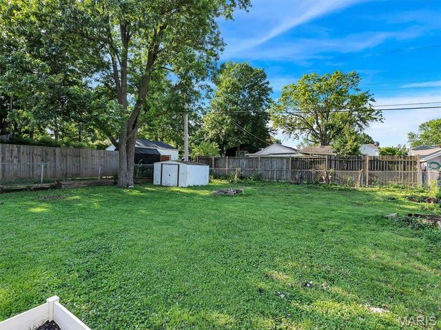 9108 Fayette Avenue, St Louis, MO 63123