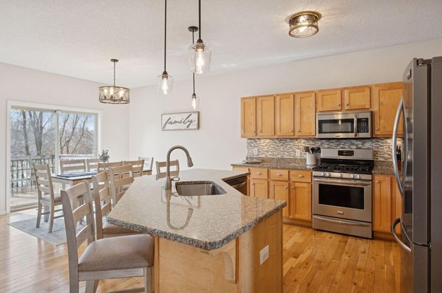 6152 146th Avenue NW, Anoka, MN 55303