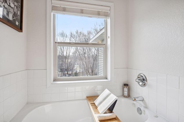 6152 146th Avenue NW, Anoka, MN 55303