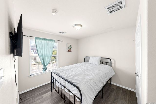 603 S MESQUITE ST, San Antonio, TX 78203