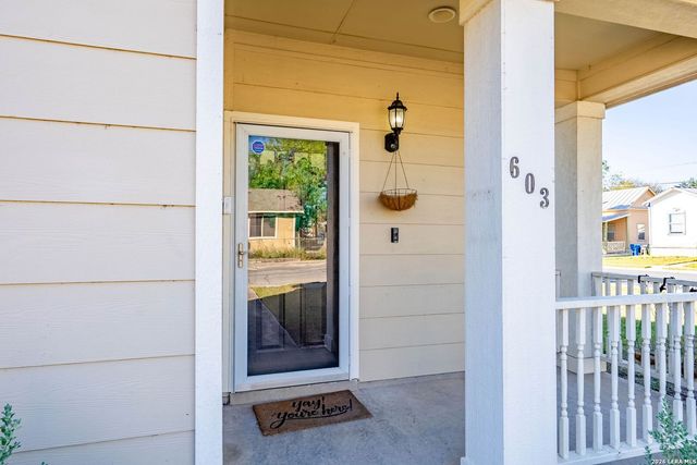 603 S MESQUITE ST, San Antonio, TX 78203