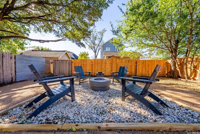 603 S MESQUITE ST, San Antonio, TX 78203
